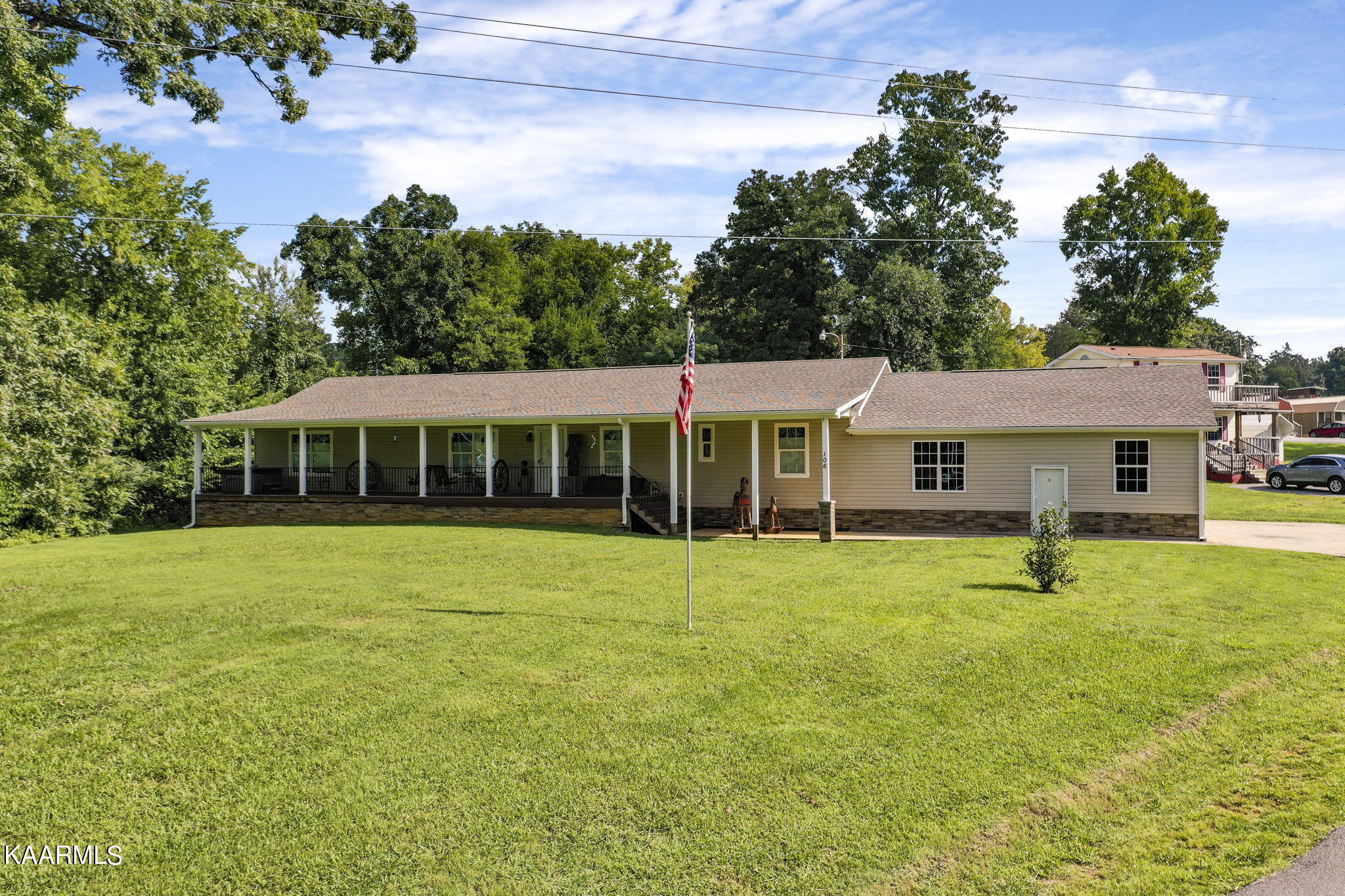 104 Circle Road, Unit 104106 Newport, TN 37821 - Photo 27 of 27 27-web-or-mls-JH-Fri 20220812-204