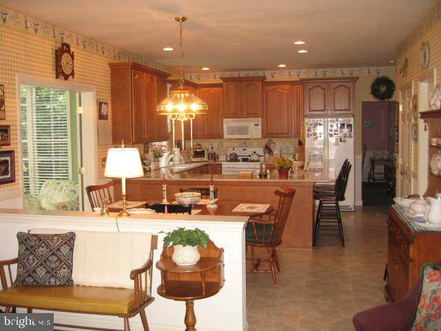 214 Barkay Crossing Lititz, PA 17543 - Photo 7 of 24 Gallery Image 7