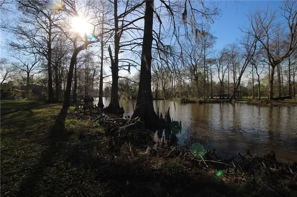 $65,000 | 327 Pecan Drive, Marksville, LA 71351