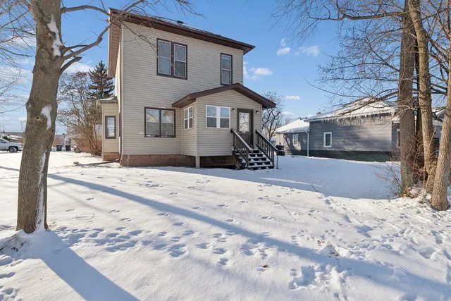 $189,000 | 321 5th Avenue East, Ashland, WI 54806