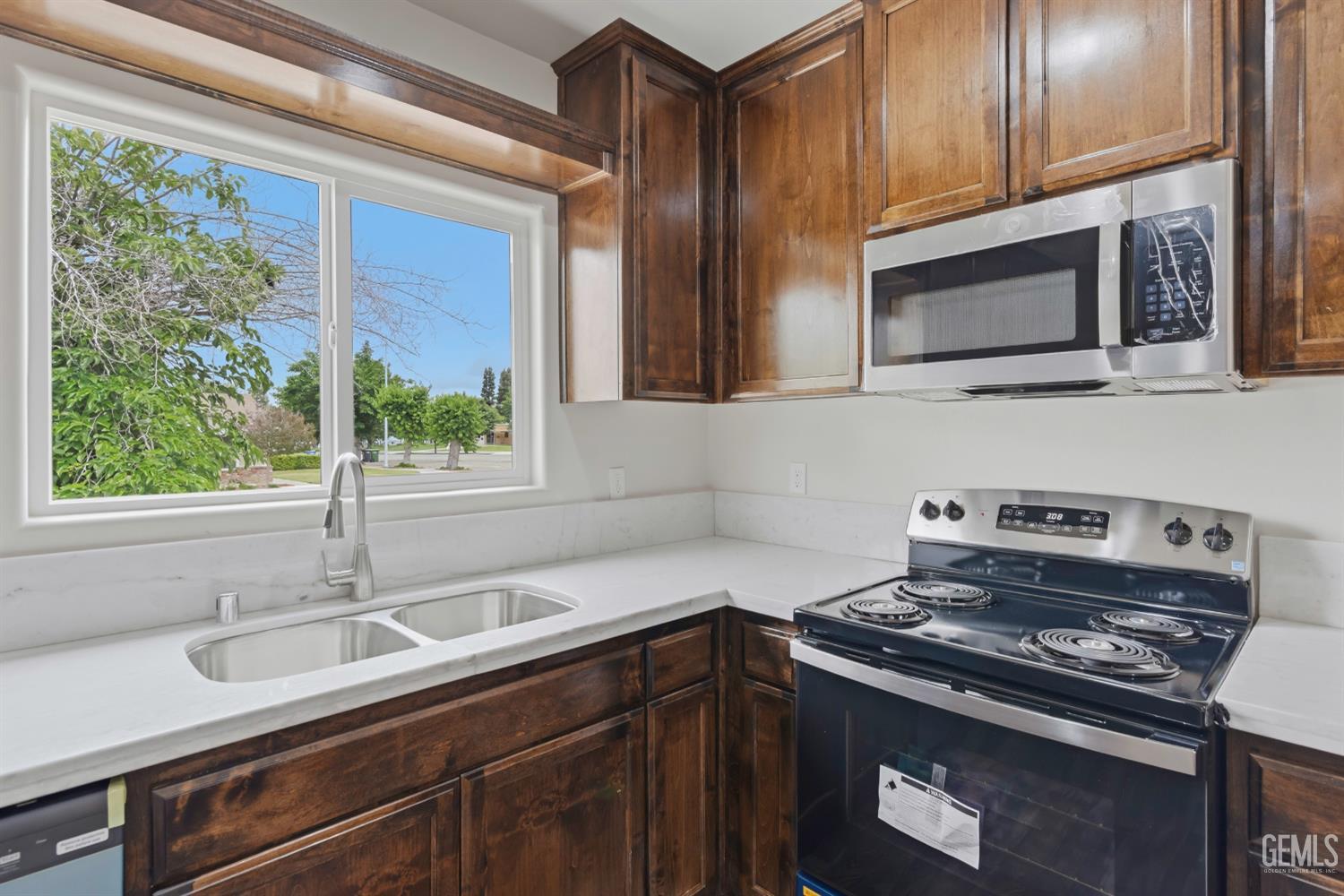 Undisclosed Address Taft, CA 93268 - Photo 16 of 30