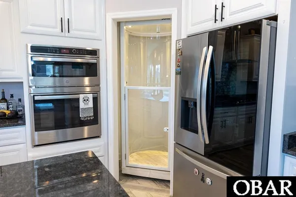 $679,900 | 456 Pointe Vista Drive, Elizabeth City, NC 27909