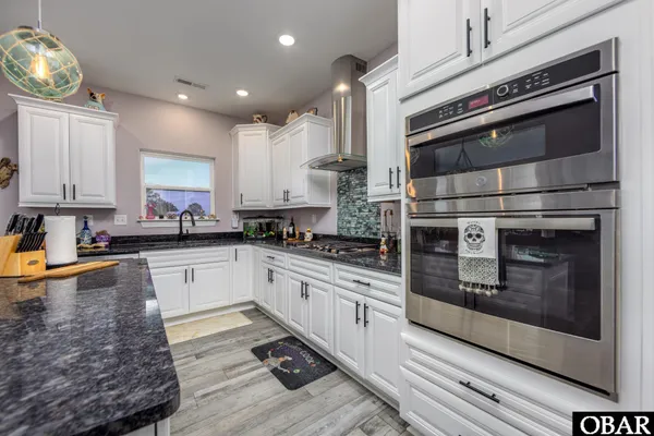 $679,900 | 456 Pointe Vista Drive, Elizabeth City, NC 27909