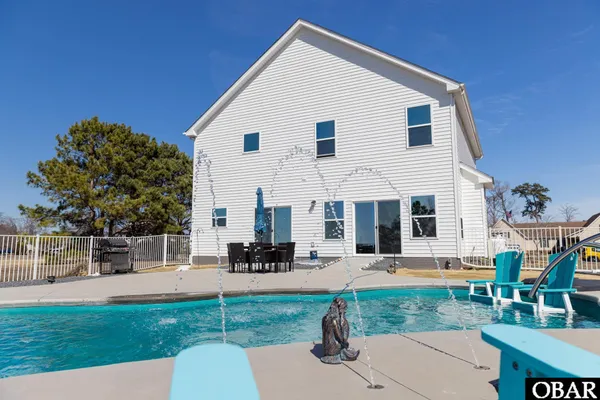 $679,900 | 456 Pointe Vista Drive, Elizabeth City, NC 27909