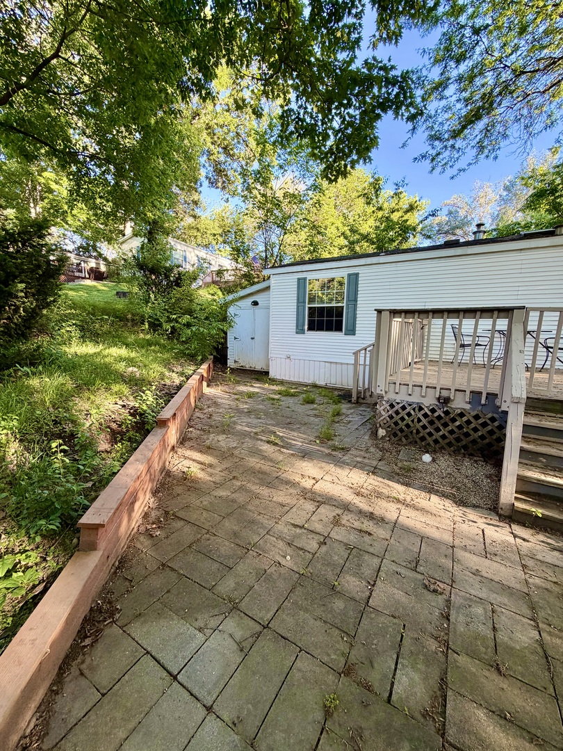 1009 Bay Road, Unit 23 McHenry, IL 60051 - Photo 14 of 20