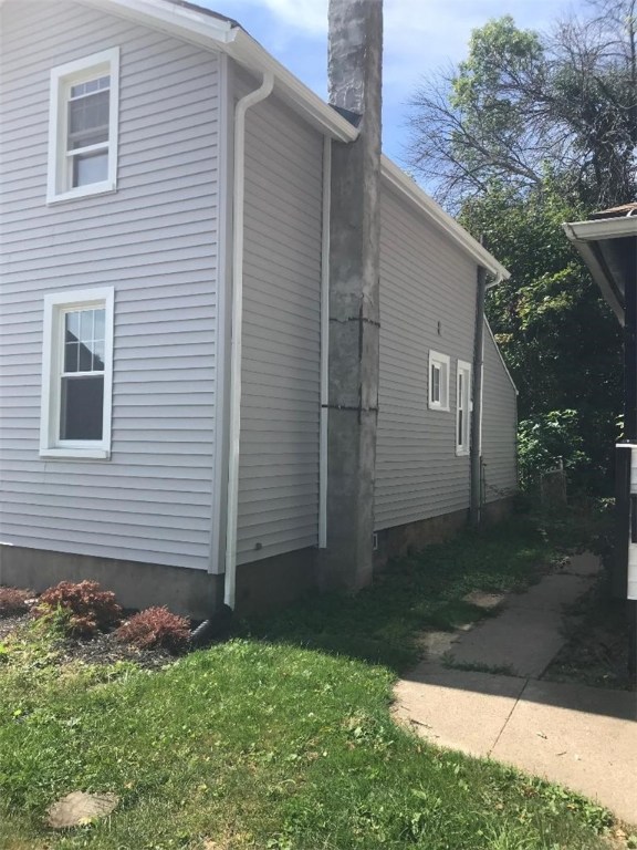 9 Straub Street Rochester, NY 14613 - Photo 3 of 6