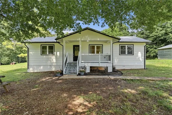 $308,000 | 667 West O Smith Road, Jefferson, GA 30549