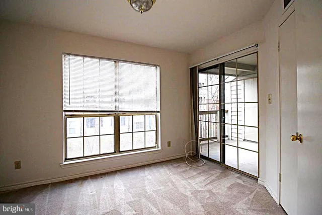 $1,995 | 3902 Penderview Drive, Unit 1423, Fairfax, VA 22033