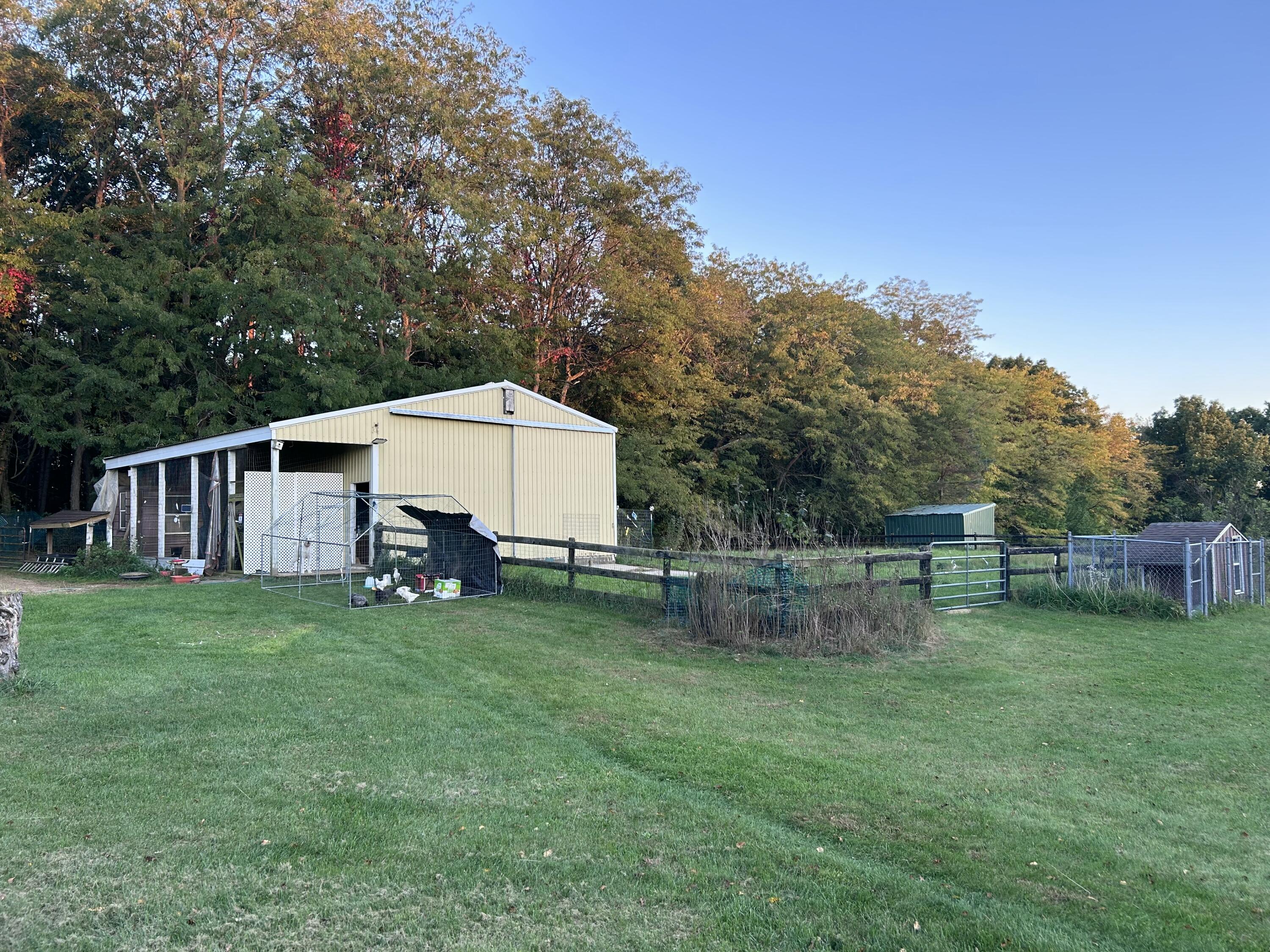 12400 16 Mile Road Marshall, MI 49068 - Photo 11 of 29 1240011