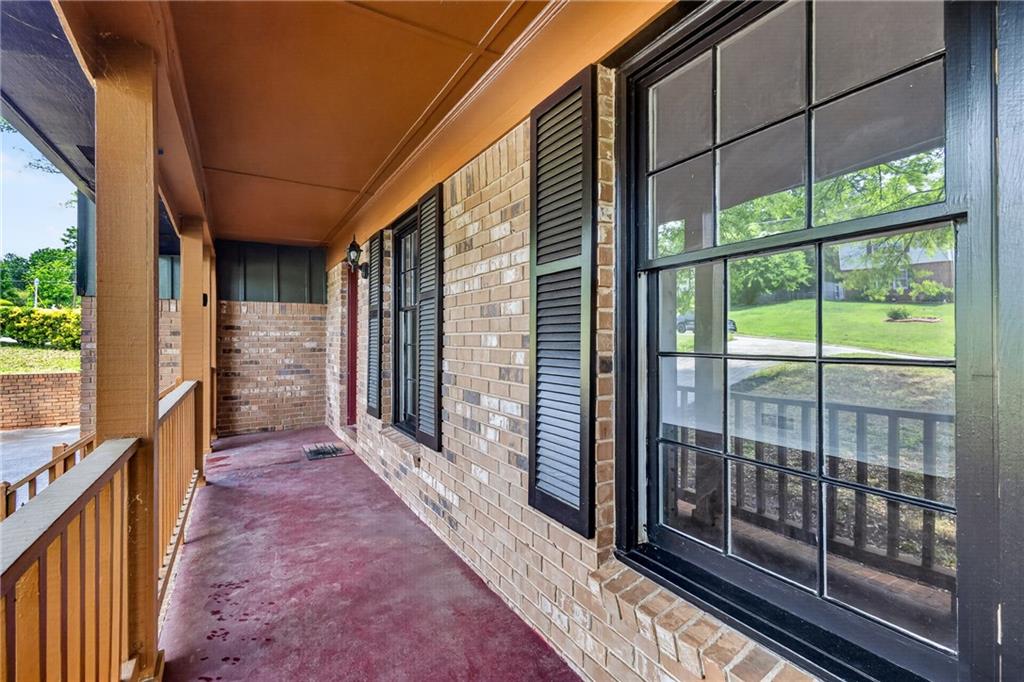 2164 Riverbrook Road Decatur, GA 30035 - Photo 5 of 20 Gallery Image 5