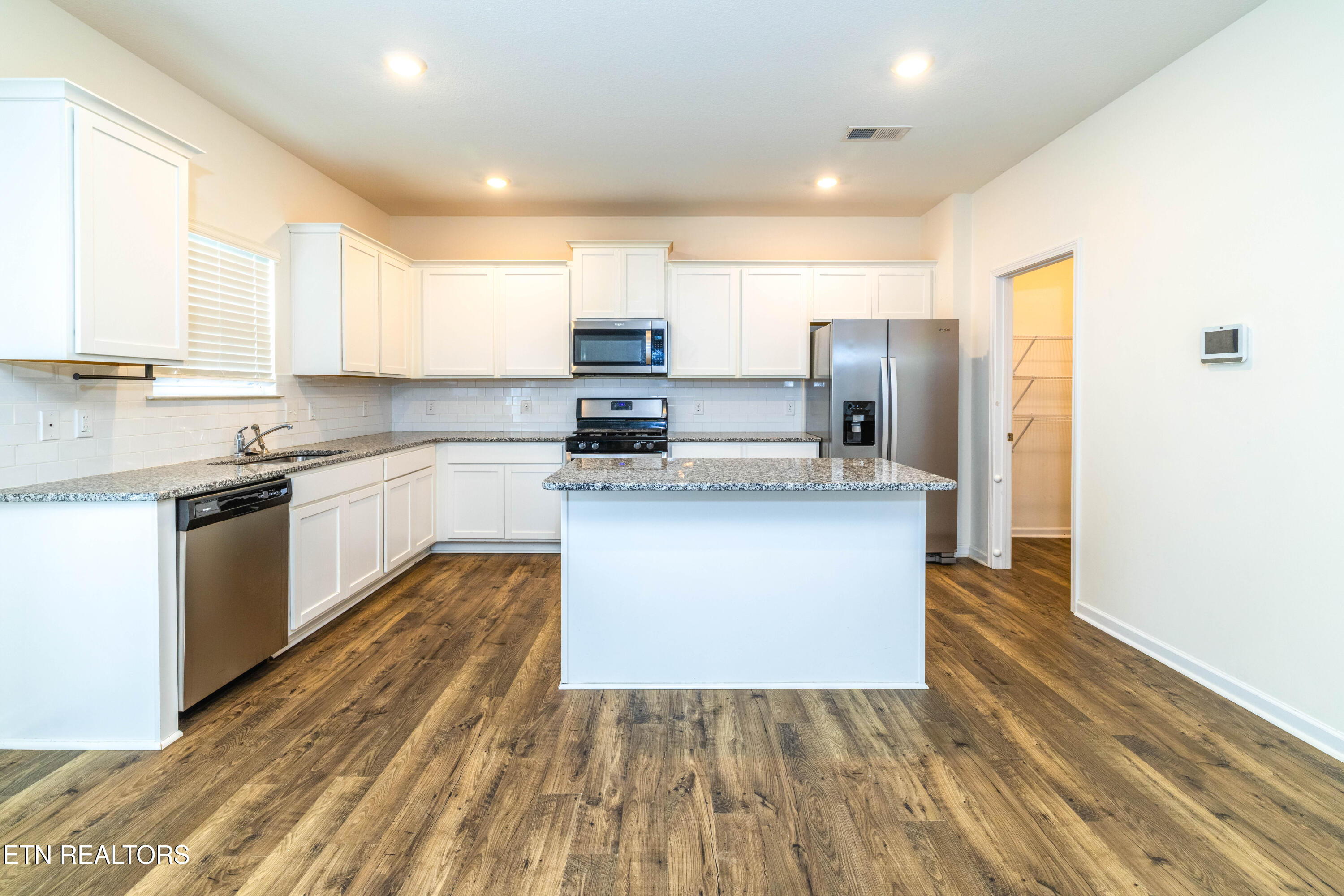 213 Ibis Loop Oak Ridge, TN 37830 - Photo 13 of 45 755A1355-Edit