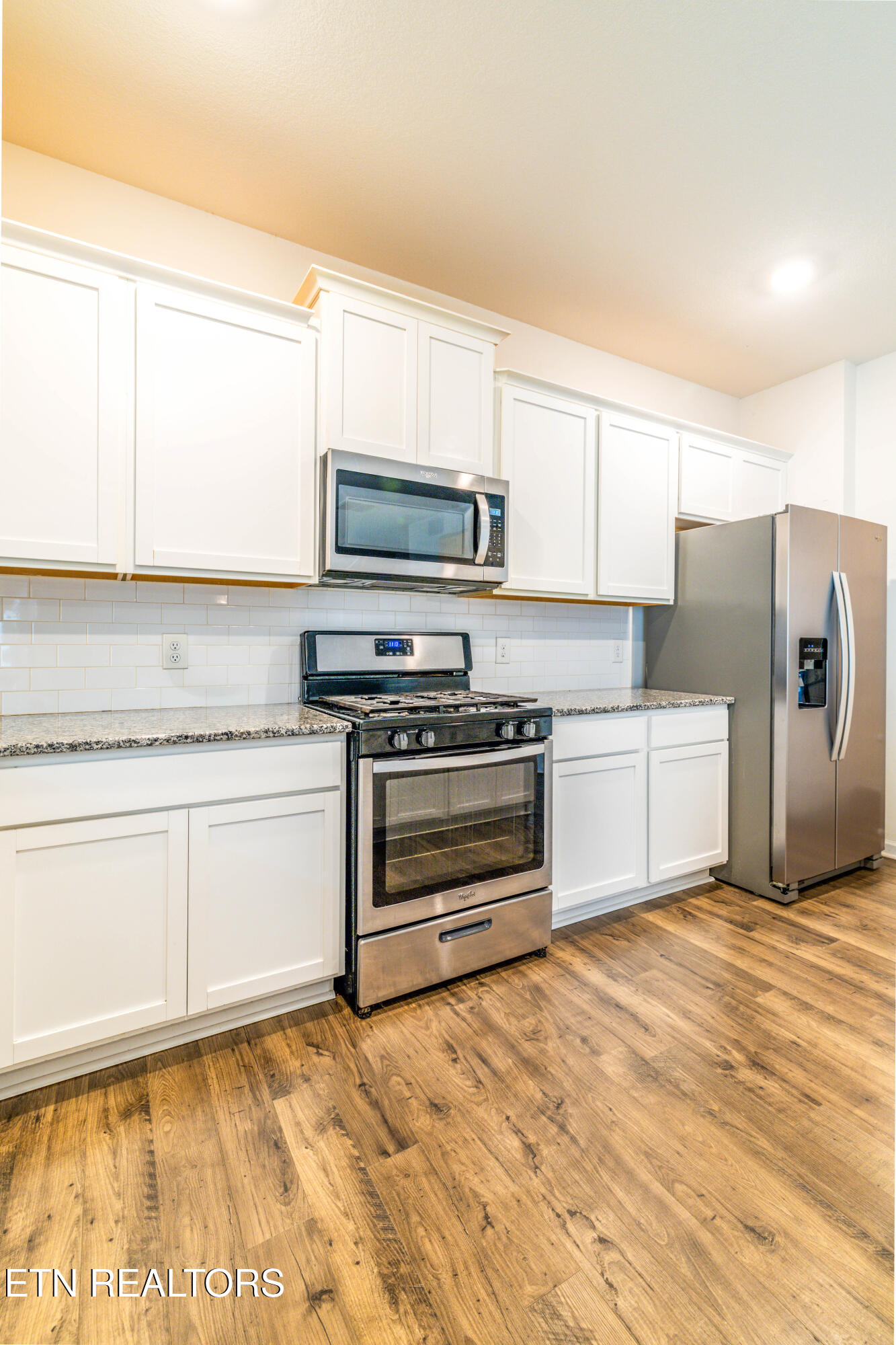 213 Ibis Loop Oak Ridge, TN 37830 - Photo 16 of 45 755A1359-Edit