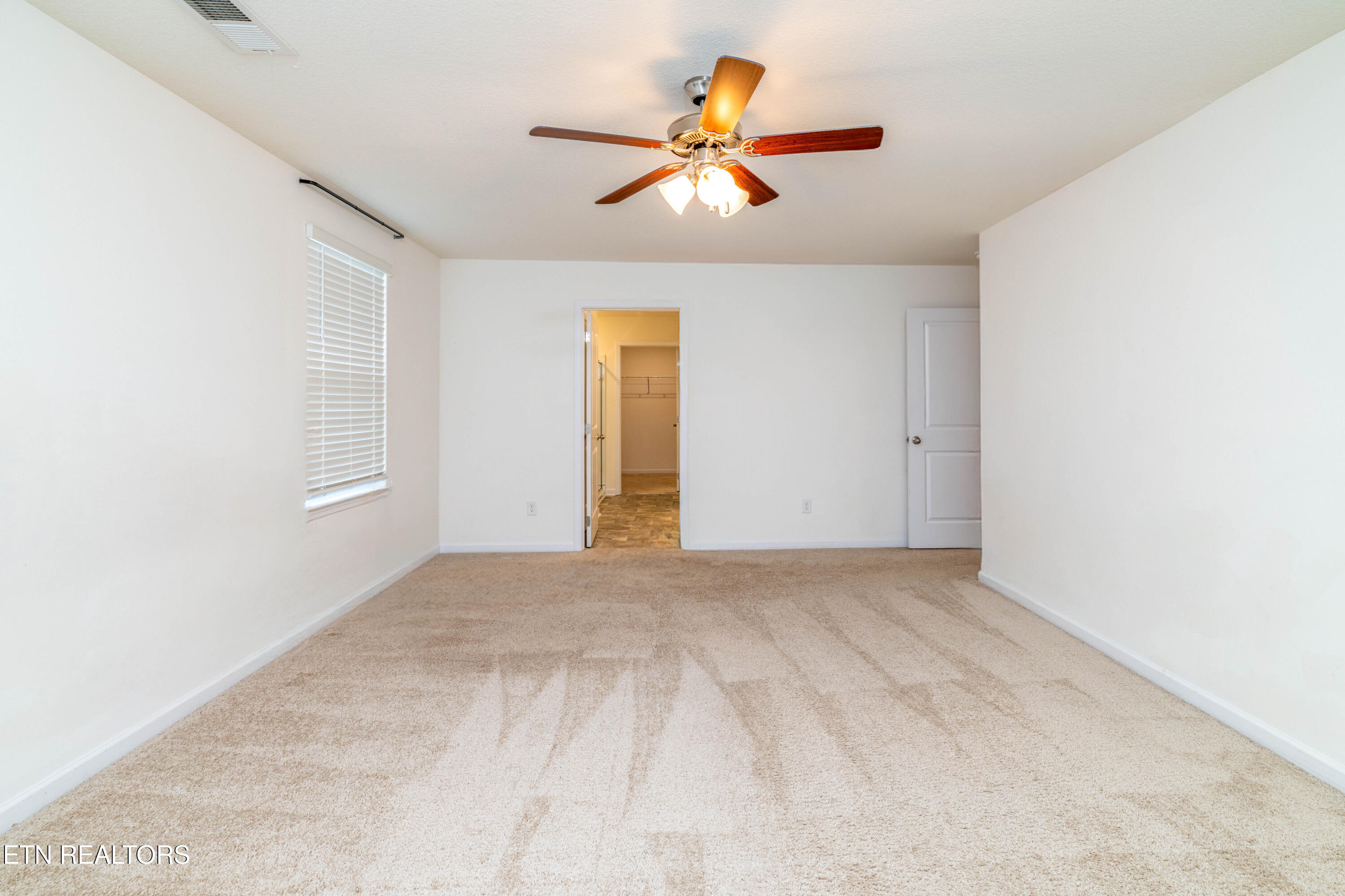 213 Ibis Loop Oak Ridge, TN 37830 - Photo 31 of 45 755A1389-Edit