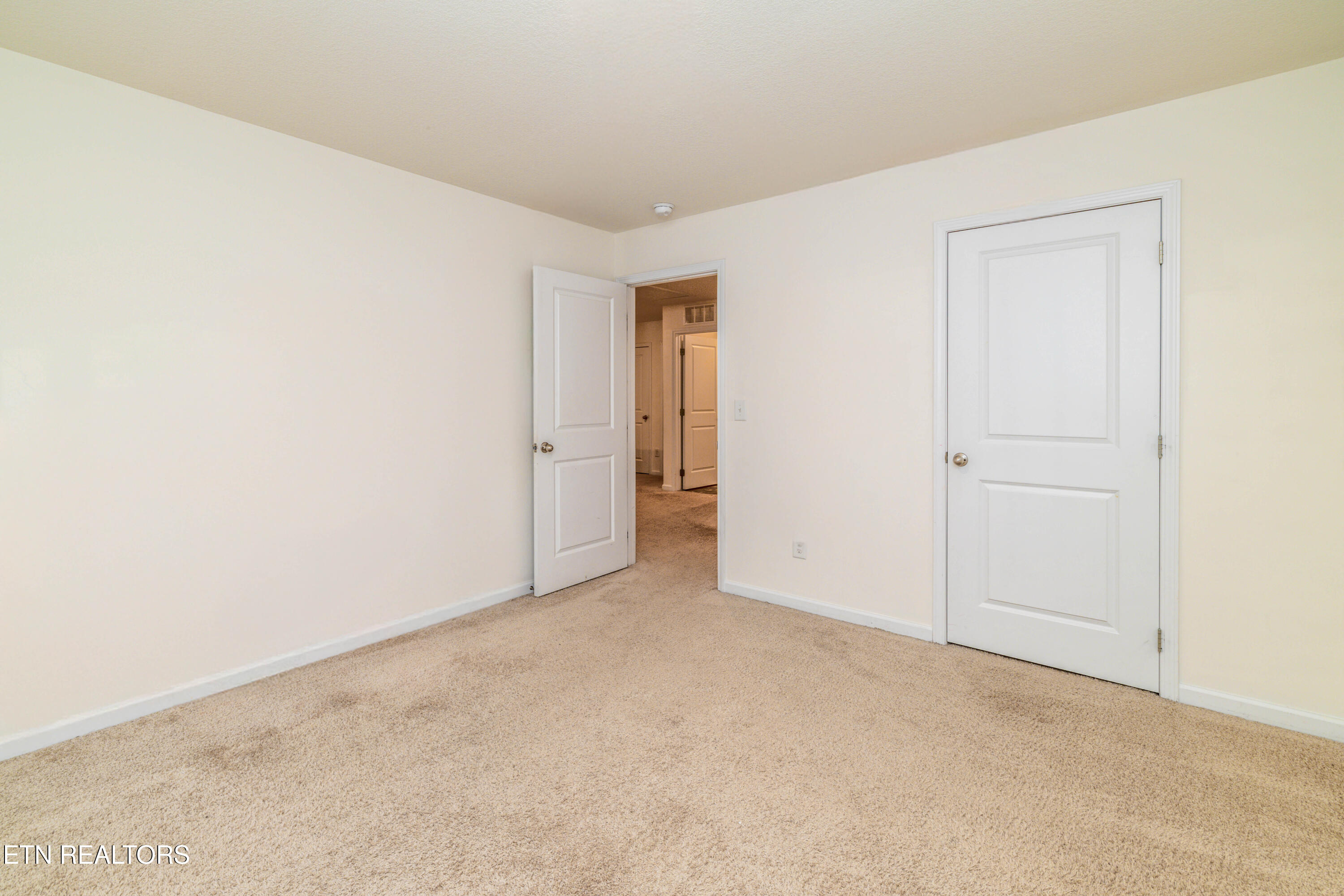 213 Ibis Loop Oak Ridge, TN 37830 - Photo 37 of 45 755A1397-Edit