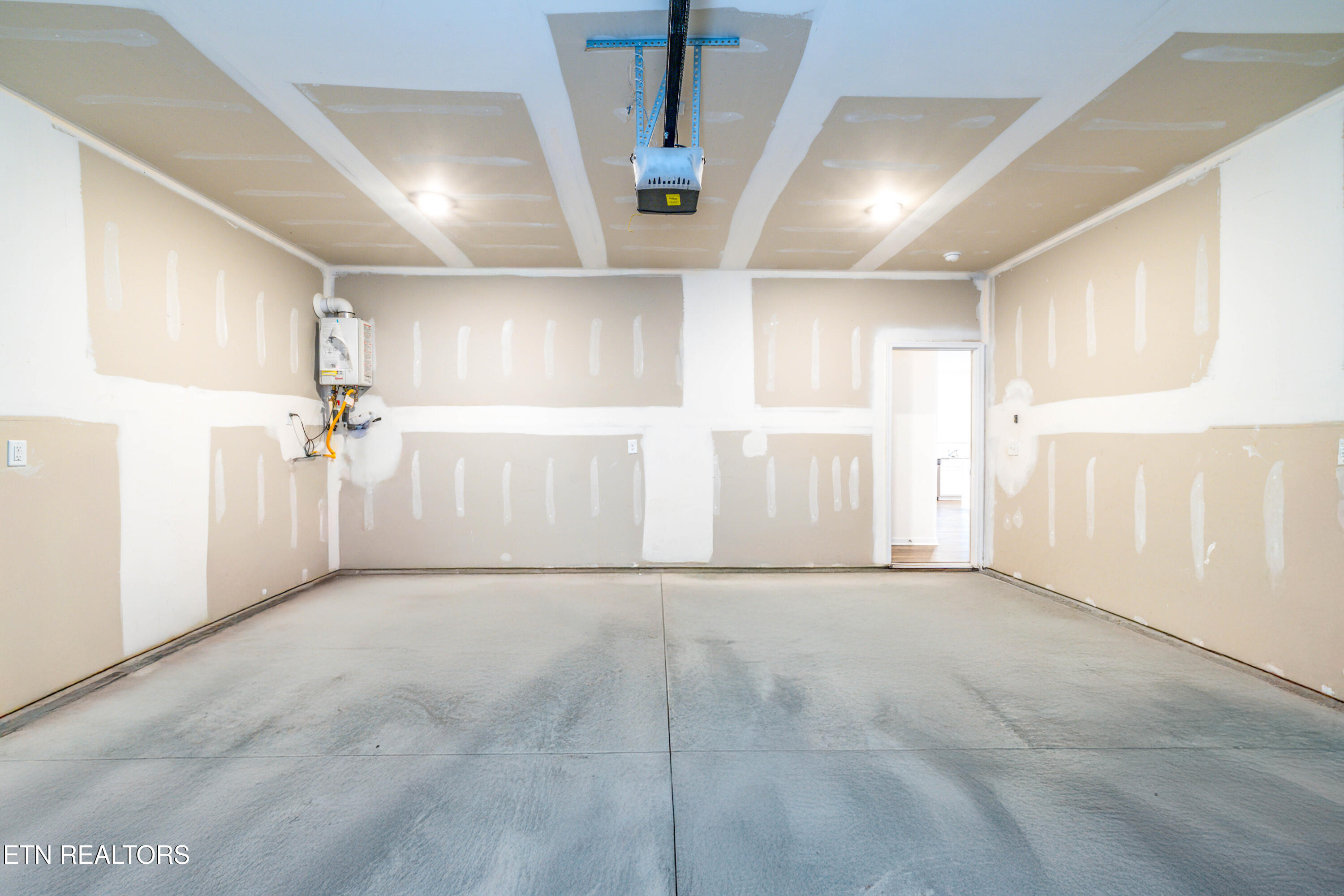 213 Ibis Loop Oak Ridge, TN 37830 - Photo 38 of 45 755A1352-Edit-Edit