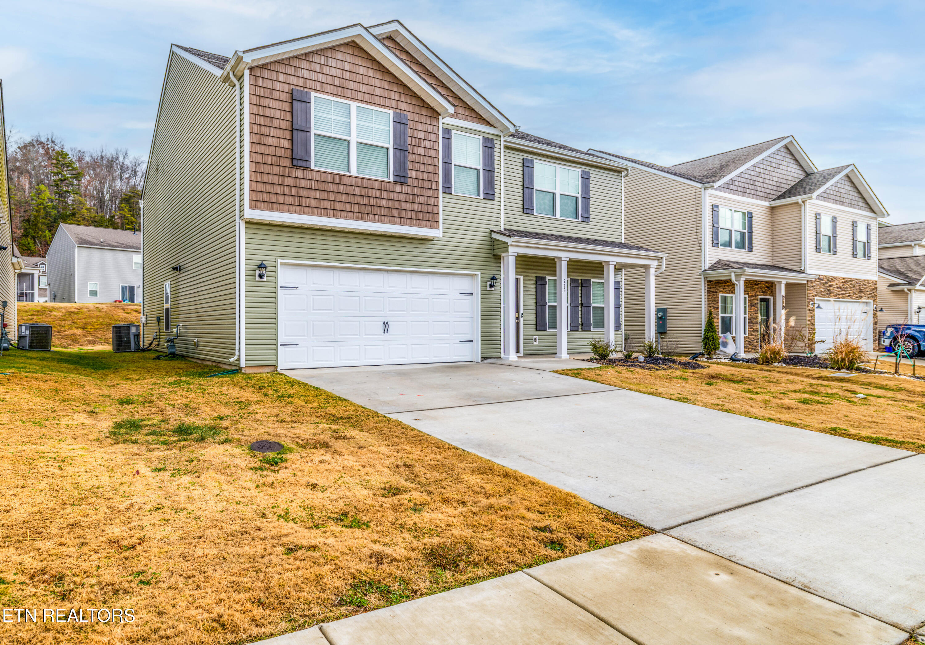 213 Ibis Loop Oak Ridge, TN 37830 - Photo 4 of 45 755A1399-Edit