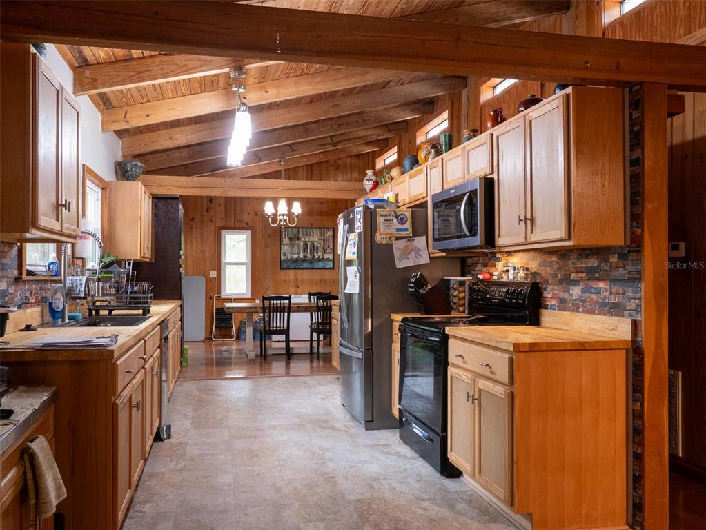 5106 Southwest 177th Street Archer, FL 32618 - Photo 9 of 50