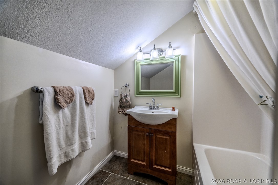 21701 Lavender Road Barnett, MO 65011 - Photo 47 of 51