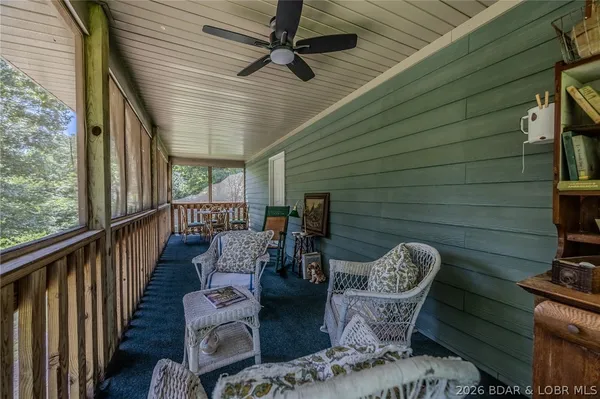 $800,000 | 21701 Lavender Road, Barnett, MO 65011