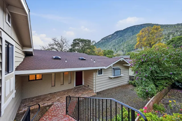 $635,000 | 2698 Greenway Drive, Kelseyville, CA 95451