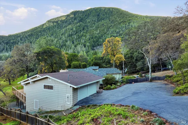 $635,000 | 2698 Greenway Drive, Kelseyville, CA 95451