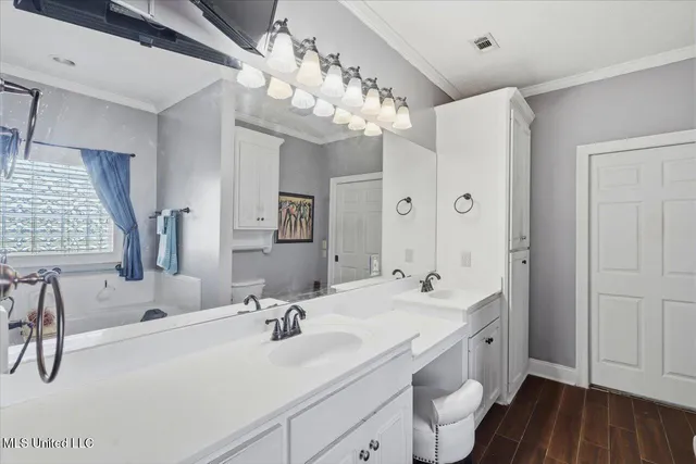 $298,500 | 5301 Gardens Way, Byram, MS 39272