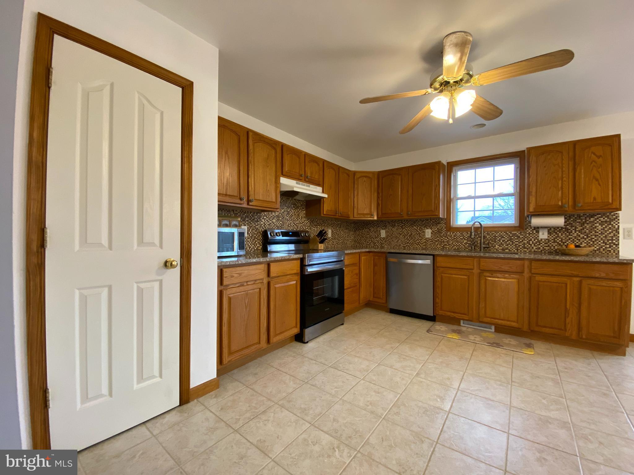 10504 Mapleton Road Shippensburg, PA 17257 - Photo 6 of 38 Gallery Image 6