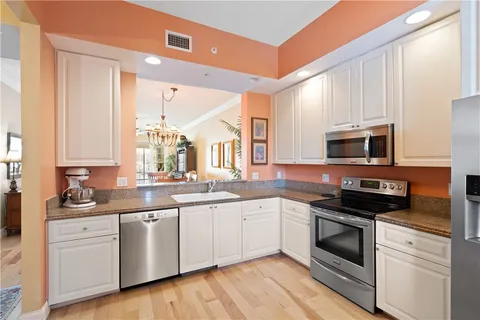 $410,000 | 11 Harbour Isle Drive West, Unit 203, Hutchinson Island, FL 34949