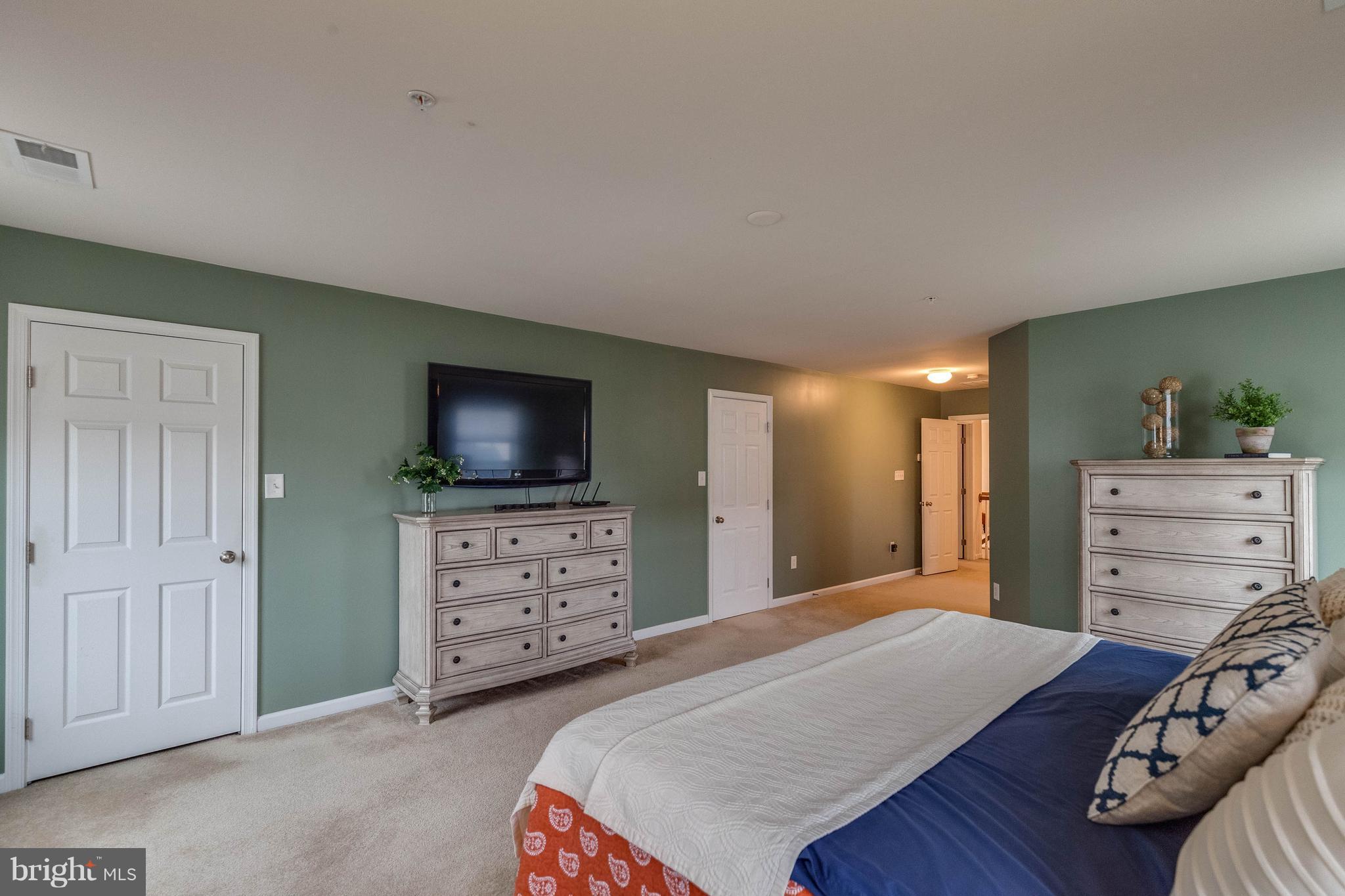 5504 Doubs Road Adamstown, MD 21710 - Photo 20 of 30 Bedroom (Master)