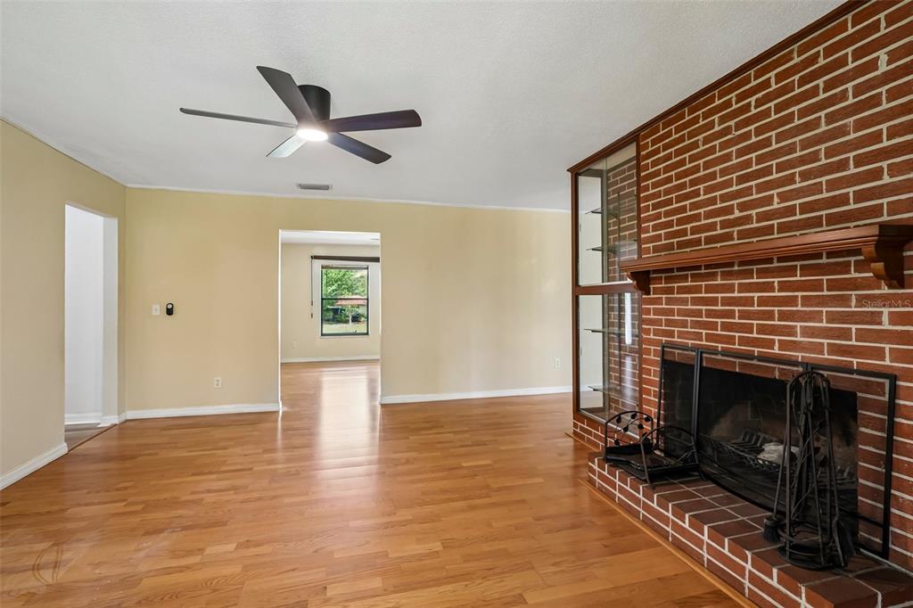 6827 Southwest 35th Way Gainesville, FL 32608 - Photo 16 of 51