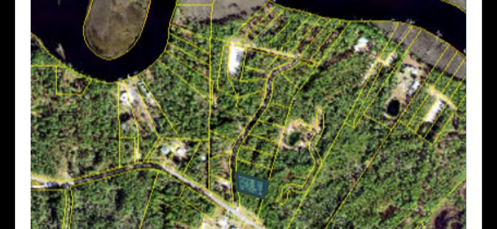 17 Kal Lane Carrabelle, FL 32322 - Photo 2 of 5