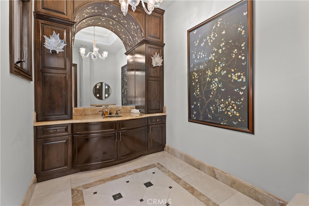 1210 Chantilly Road Los Angeles, CA 90077 - Photo 15 of 41