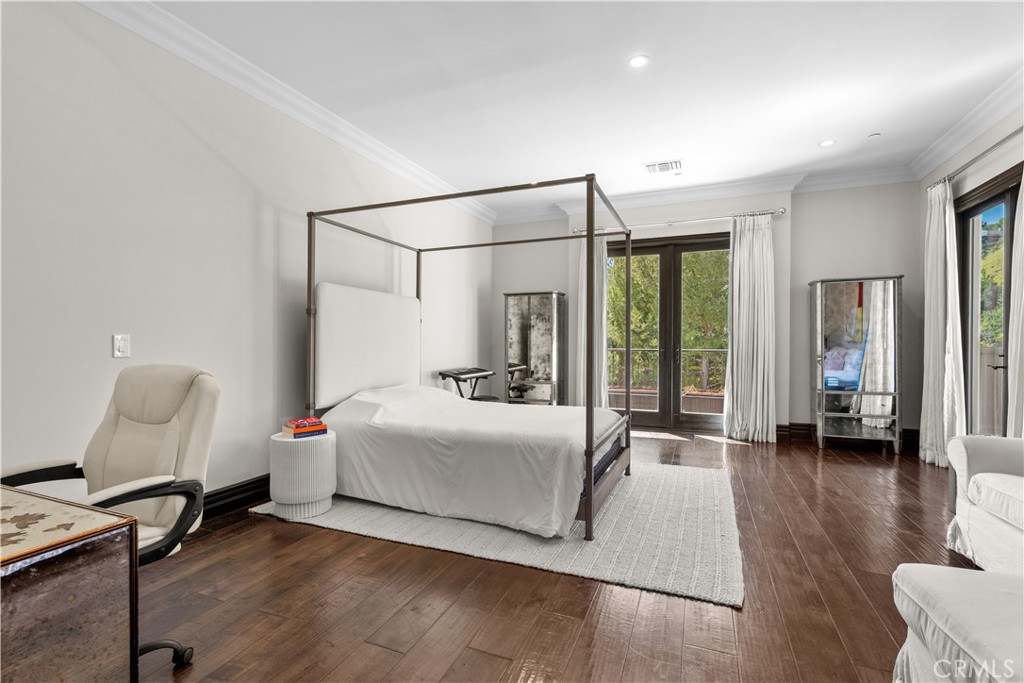 1210 Chantilly Road Los Angeles, CA 90077 - Photo 21 of 41