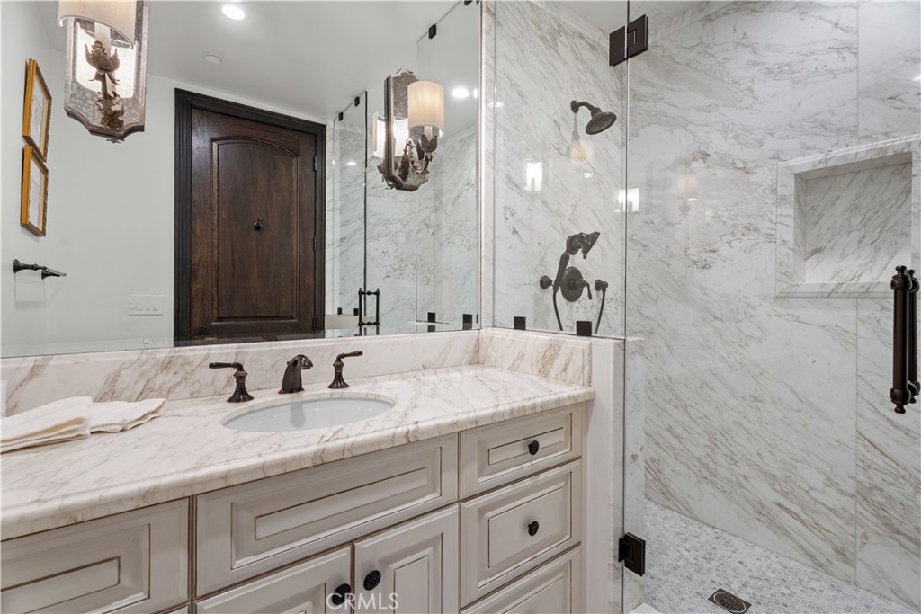 1210 Chantilly Road Los Angeles, CA 90077 - Photo 22 of 41