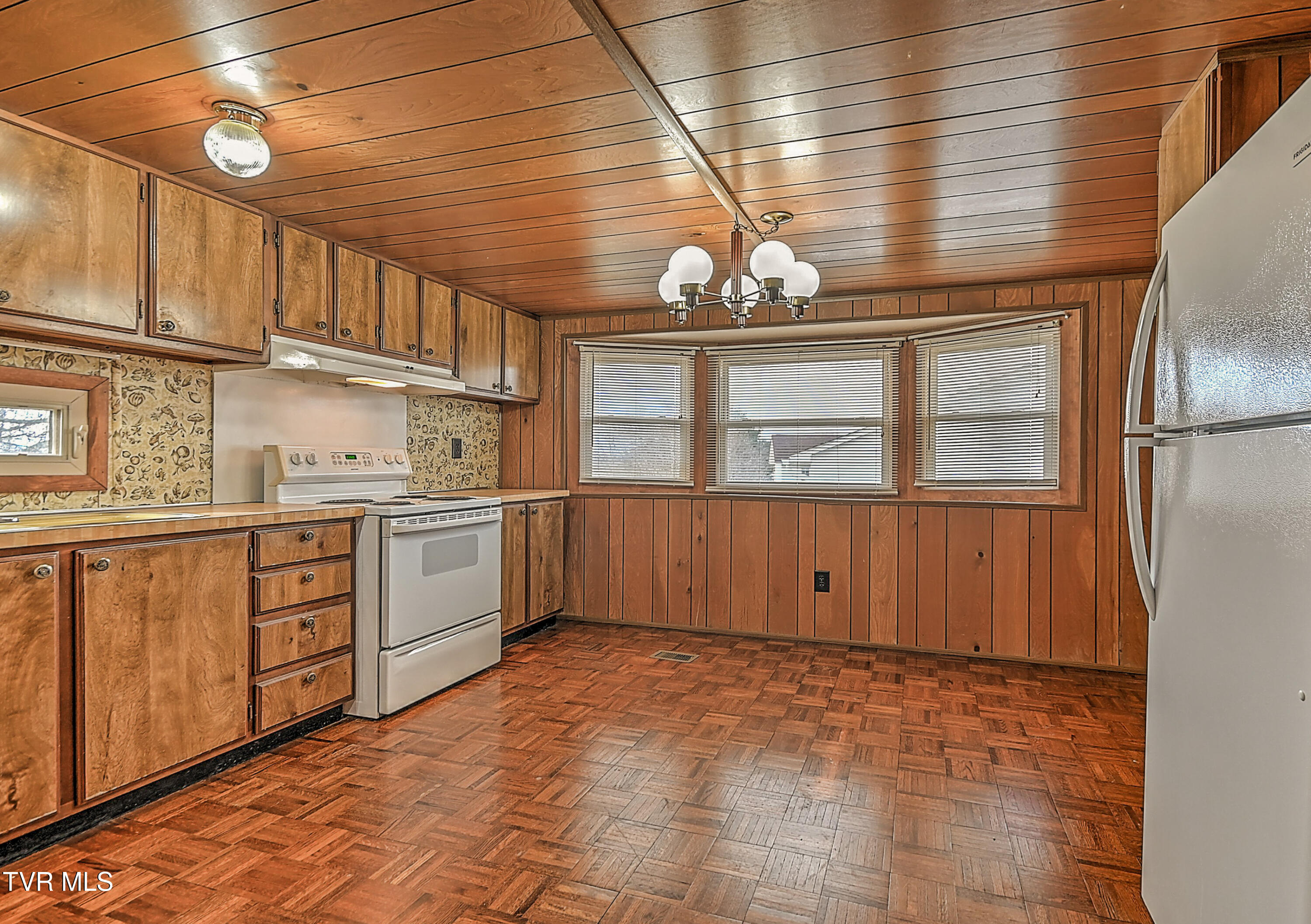 1031 Rogan Street Church Hill, TN 37642 - Photo 12 of 27 1031 Rogan JB-12