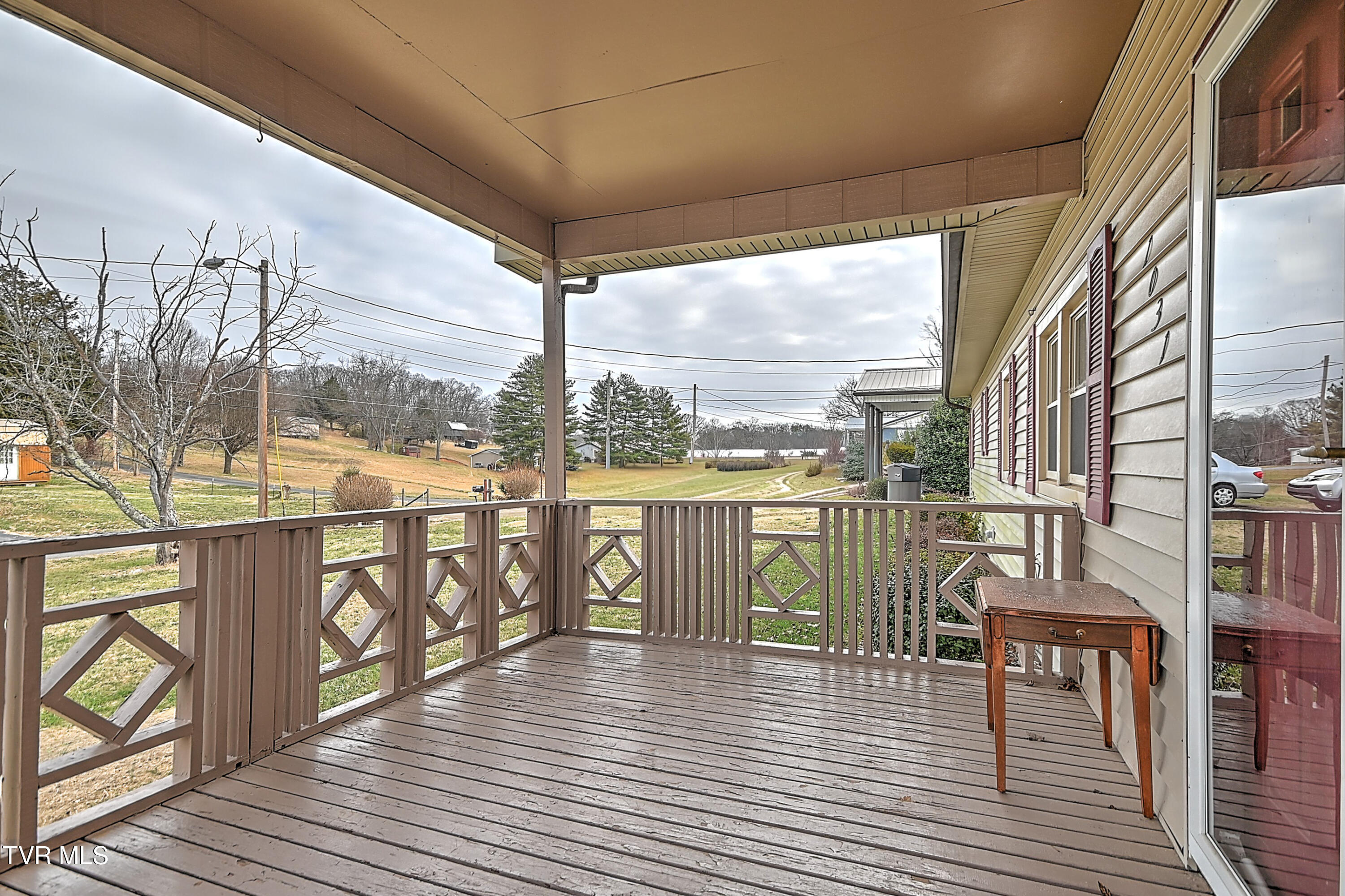 1031 Rogan Street Church Hill, TN 37642 - Photo 5 of 27 1031 Rogan JB-5