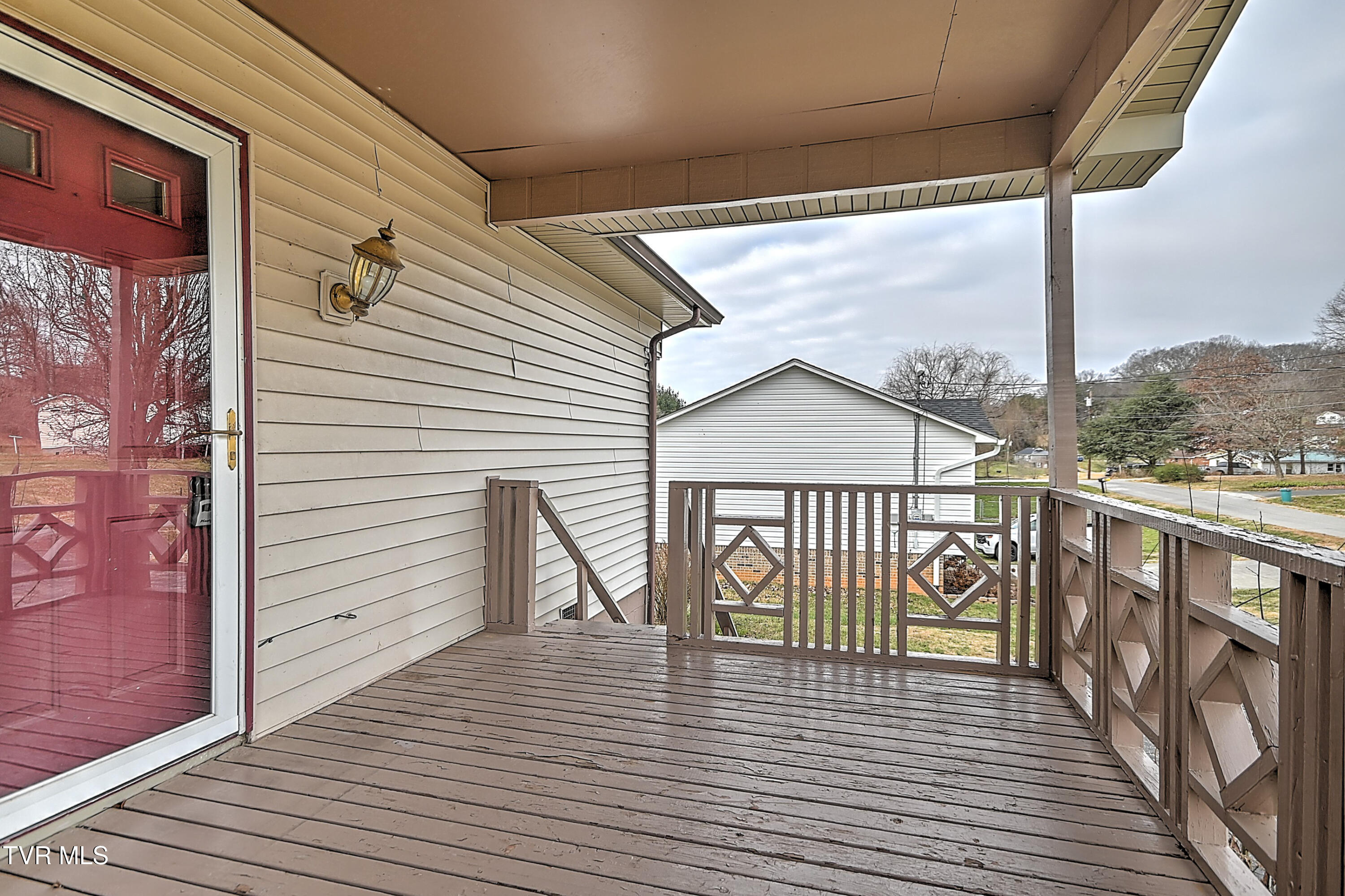 1031 Rogan Street Church Hill, TN 37642 - Photo 6 of 27 1031 Rogan JB-6