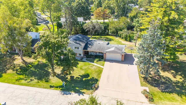 $3,050 | 2616 Douglas Drive, Bloomfield Hills, MI 48304