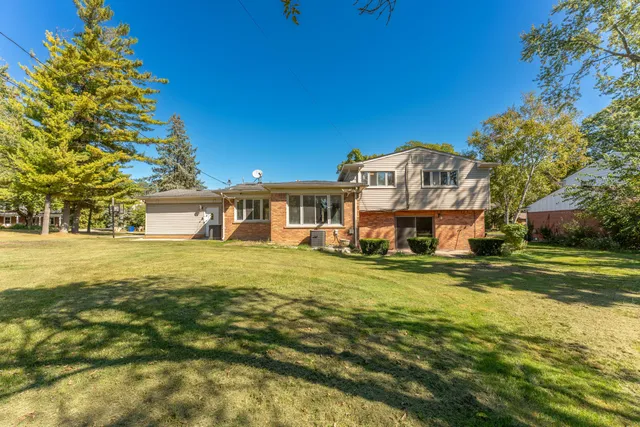 $3,050 | 2616 Douglas Drive, Bloomfield Hills, MI 48304