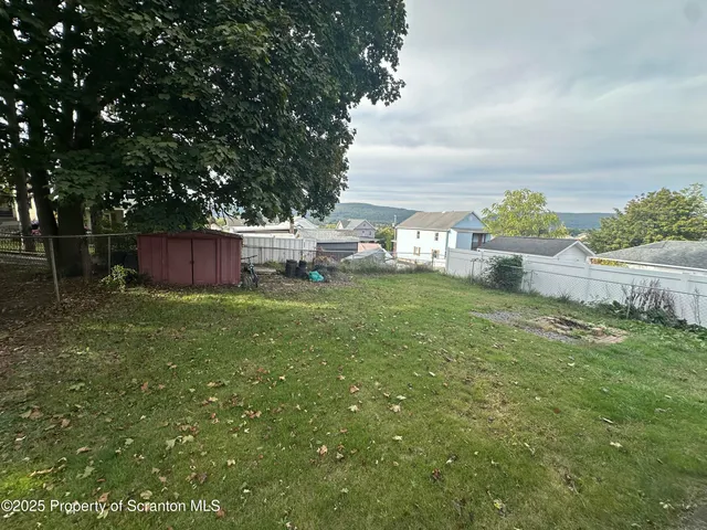 $1,000 | 149 Tompkins Street, Unit 2, Pittston, PA 18640