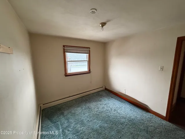 $1,000 | 149 Tompkins Street, Unit 2, Pittston, PA 18640