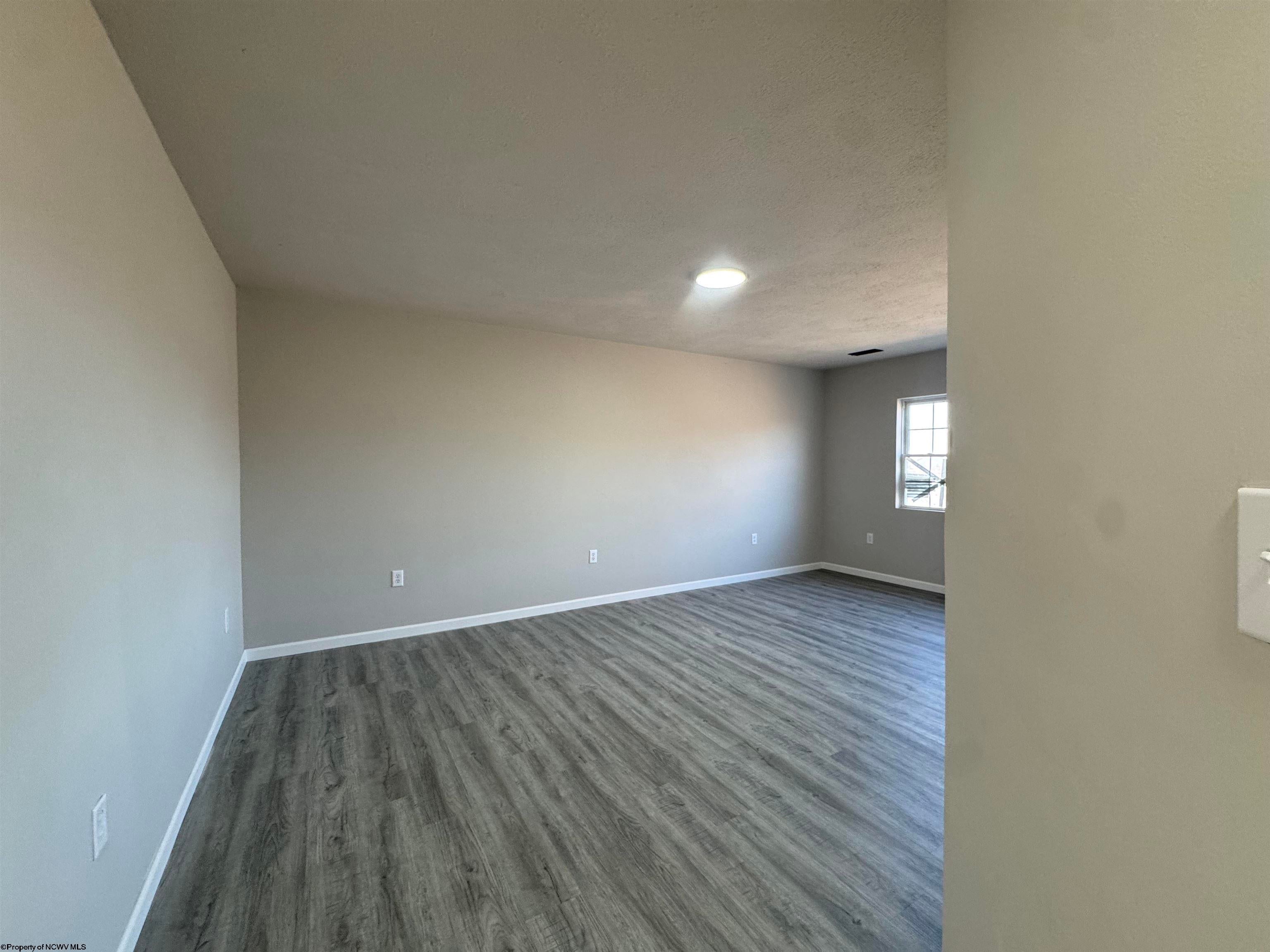 511 Scenic, Unit 511 Fairmont, WV 26554 - Photo 8 of 25 Gallery Image 8