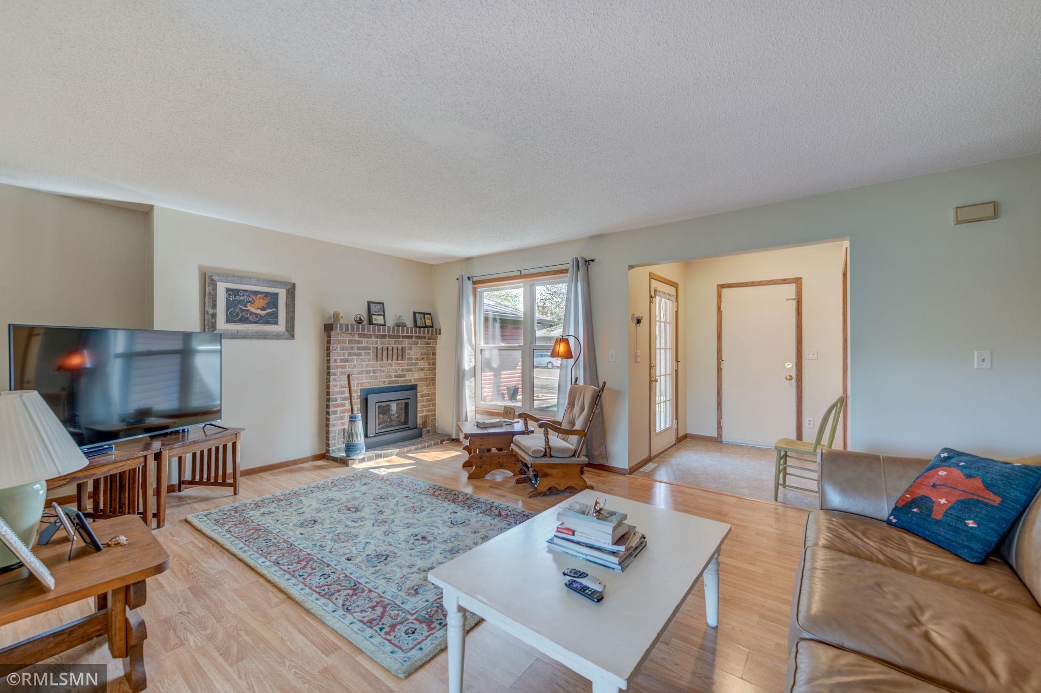 511 Hunter Hill Road Hudson, WI 54016 - Photo 3 of 16