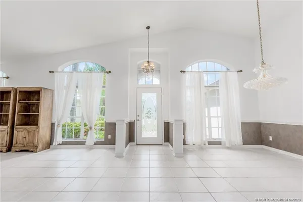 $3,500 | 376 Northwest Canna Way, Jensen Beach, FL 34957