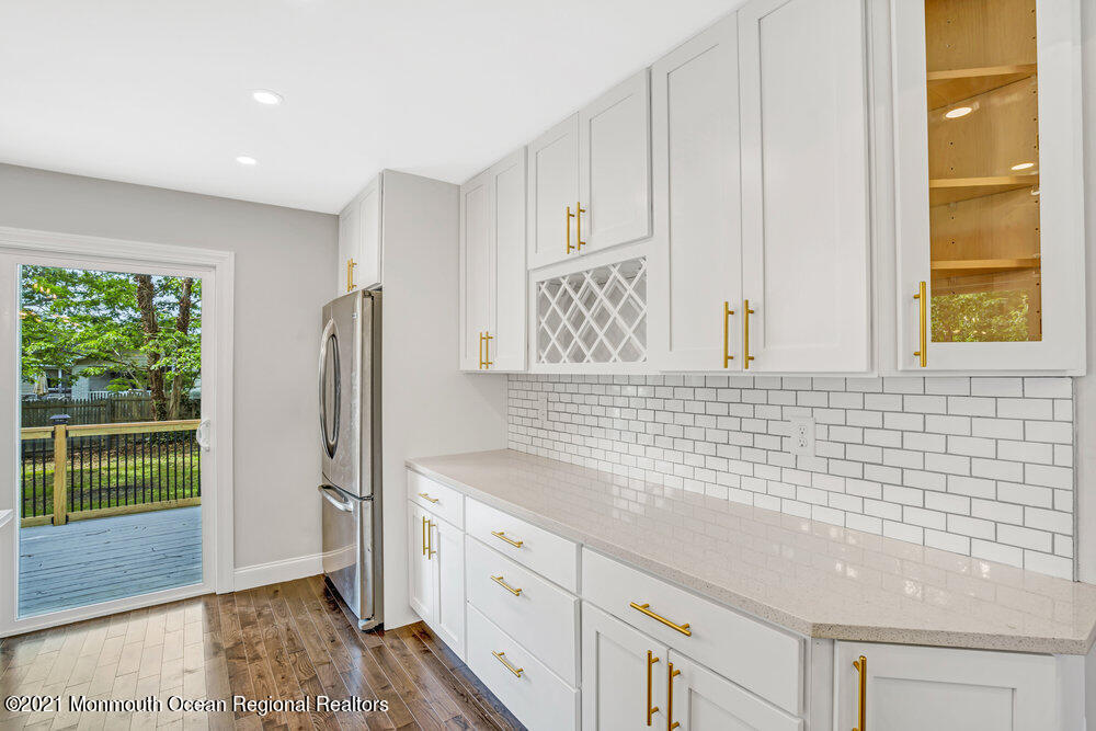 1075 Rudder Avenue Manahawkin, NJ 08050 - Photo 15 of 35 017_dsc02728_29_30_31_32
