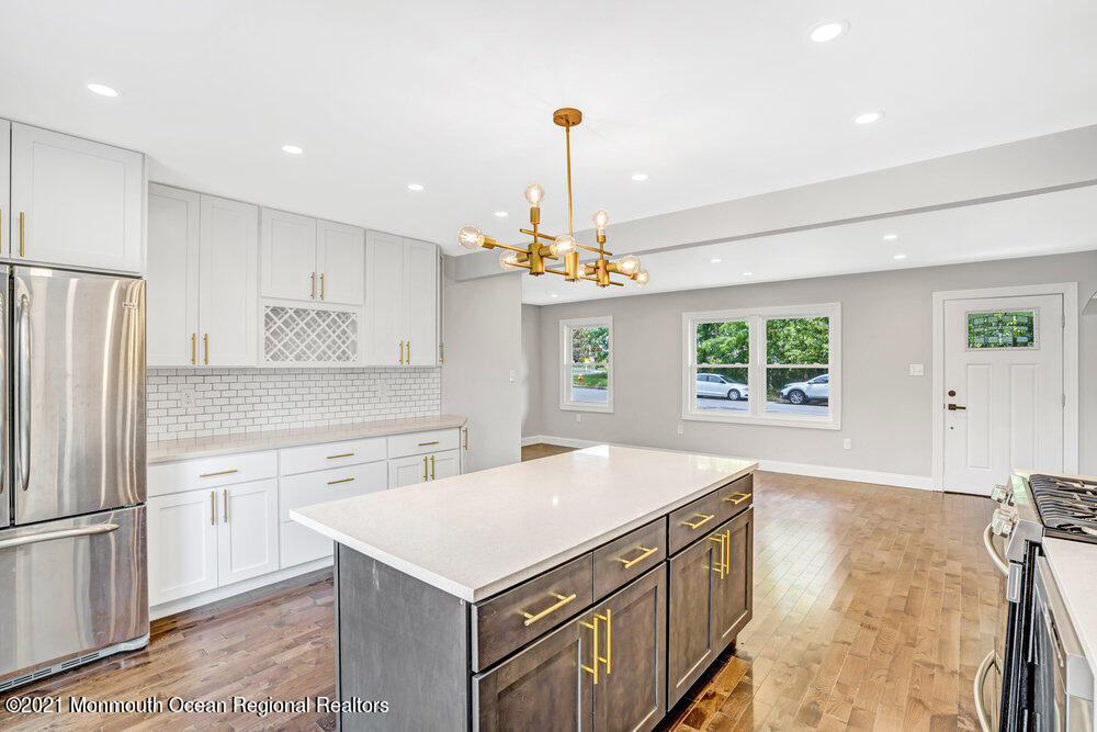 1075 Rudder Avenue Manahawkin, NJ 08050 - Photo 17 of 35 020_dsc02743_4_5_6_7