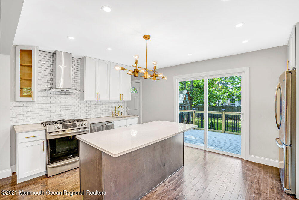 1075 Rudder Avenue Manahawkin, NJ 08050 - Photo 10 of 35 012_dsc02703_4_5_6_7