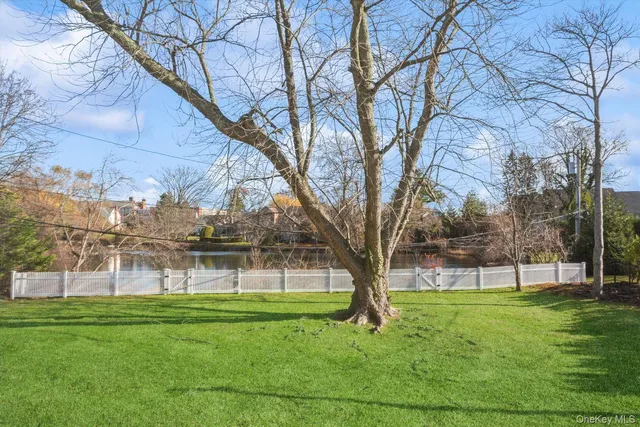 $7,500 | 1 Sutton Place, Lawrence, NY 11559