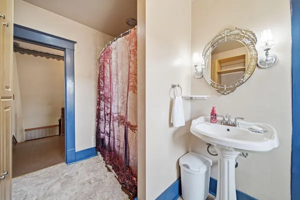 $300,000 | 113 Chicago Street, Brooklyn, MI 49230