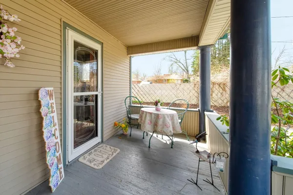 $300,000 | 113 Chicago Street, Brooklyn, MI 49230